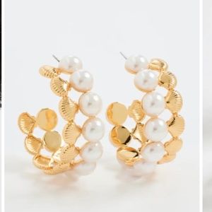 NWOT Lele Sadoughi Pearl hoop earrings